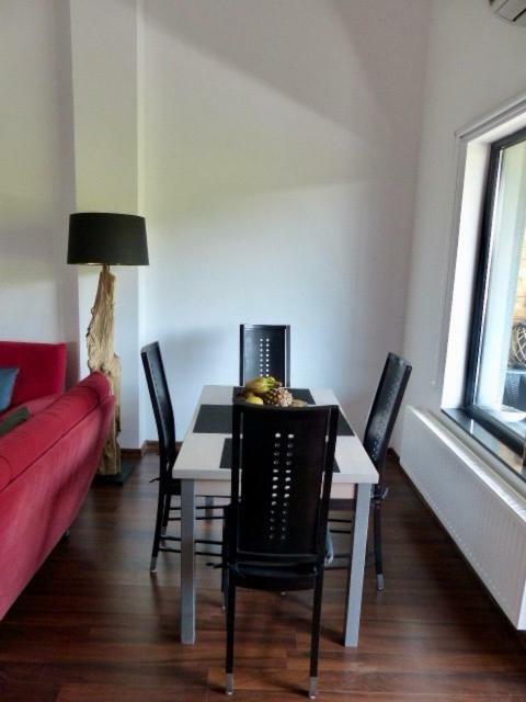 Modern, Deluxe Apartment In Rural Part Of Floresti, Cluj-Napoca エクステリア 写真