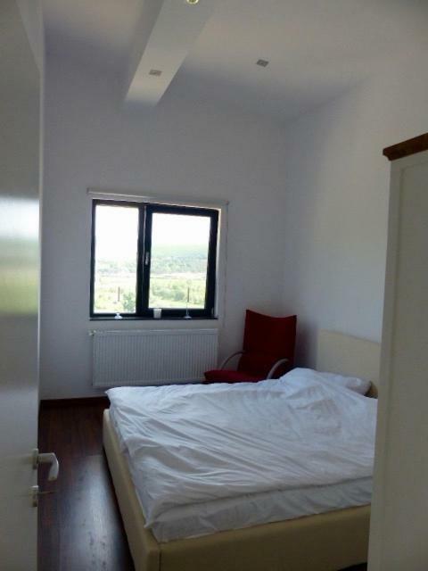Modern, Deluxe Apartment In Rural Part Of Floresti, Cluj-Napoca エクステリア 写真